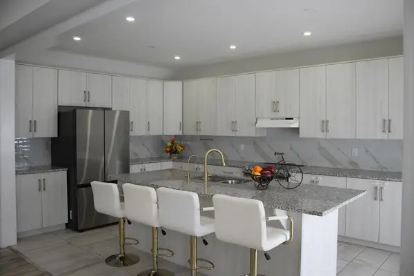 30 Henry Maracle ST E, North Dumfries, ON N0B 1E0