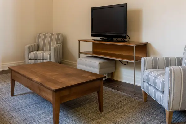 1869 Muskoka Rd 118 HWY W #B102-A1, Muskoka Lakes, ON P1L 1W8