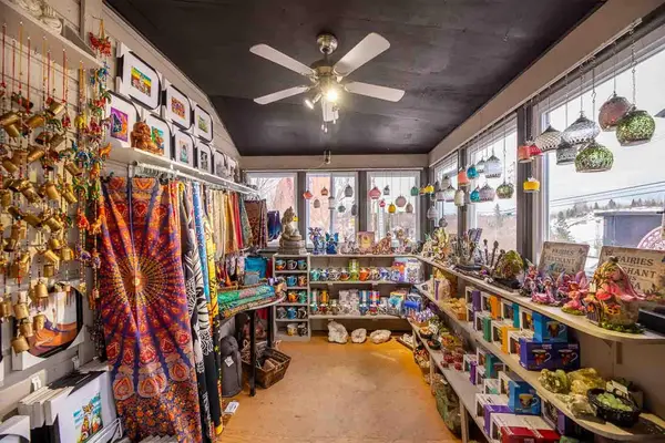 156 Ontario ST, Burk's Falls, ON P0A 1C0