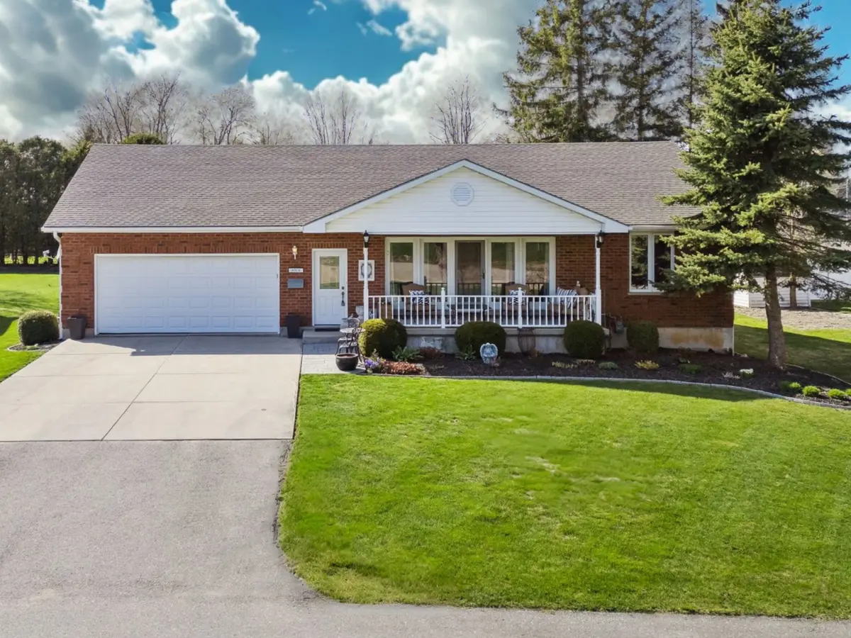 664 Maple ST, Huron East, ON N0G 1H0