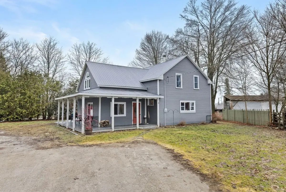 2 McLean AVE, Havelock-belmont-methuen, ON K0L 1Z0