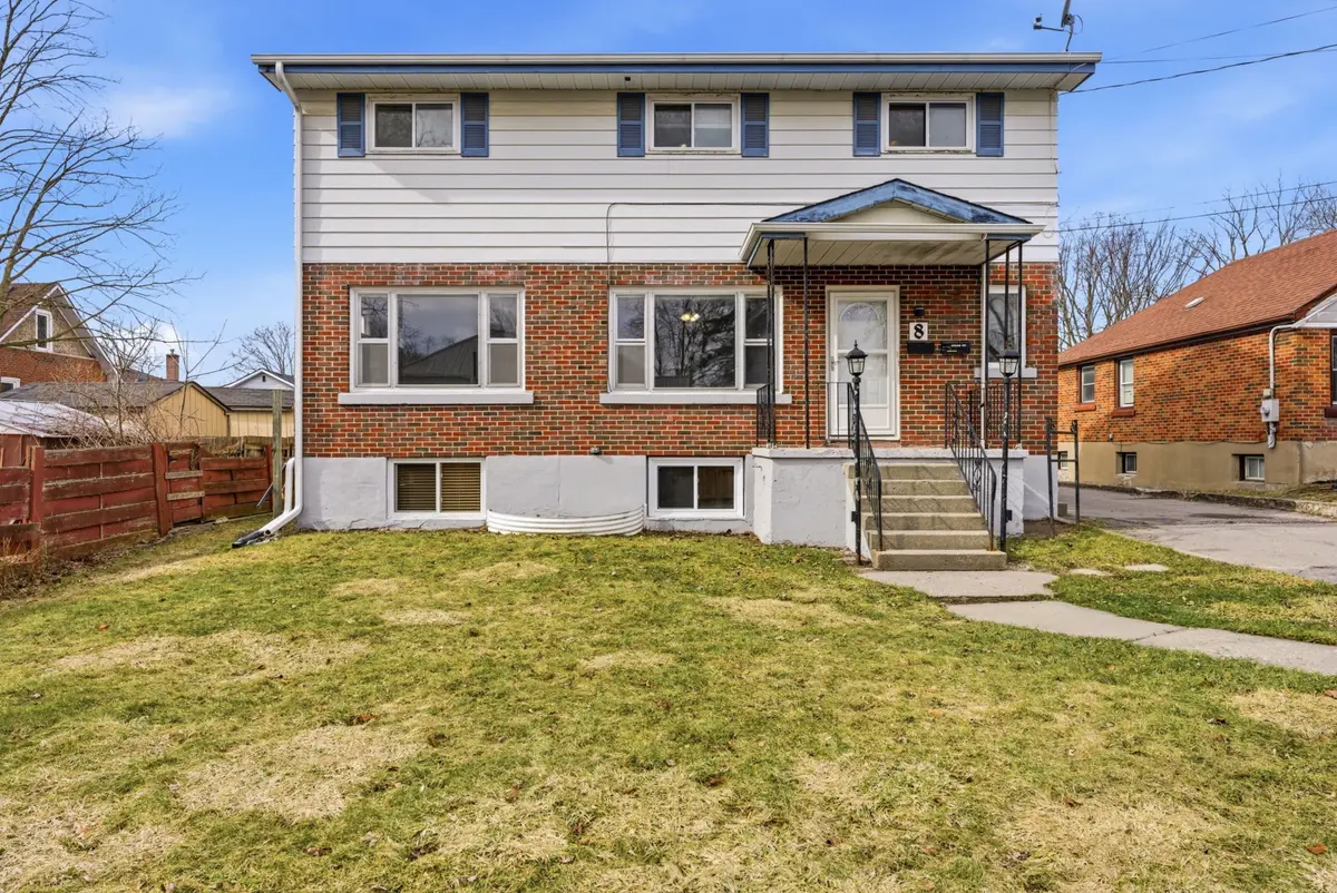 8 Reynolds CRES, Belleville, ON K8P 2W7