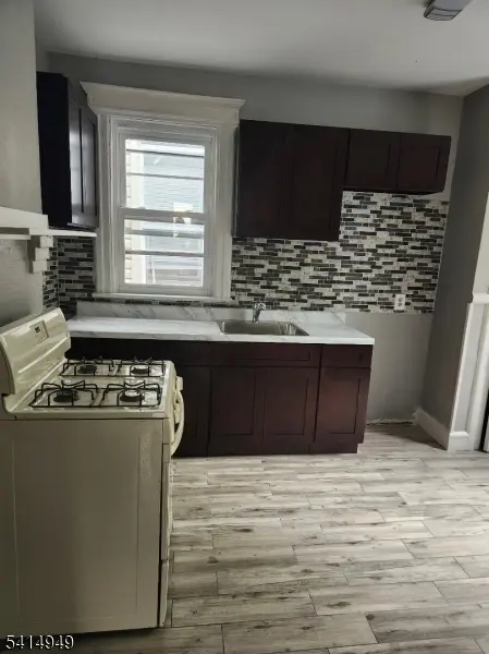 296 S 19Th St, Newark City, NJ 07103