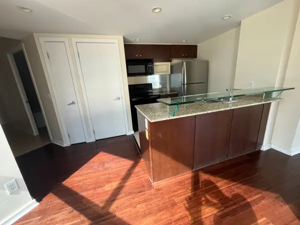 208 Queens Quay N/A #1013, Toronto C01, ON M5J 2Y5