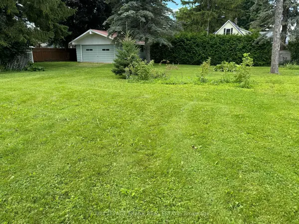 52 Cobbledick ST, Clarington, ON L0B 1M0