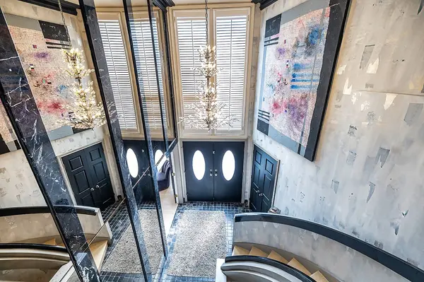 1410 Manitou DR, Oshawa, ON L1G 7P7