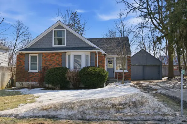 4533 Highway 2 RD,  Clarington,  ON L0A 1J0