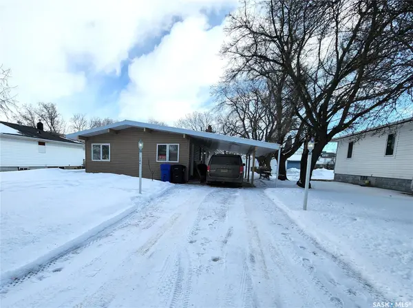 304 Second AVENUE E, Lampman, SK S0C 1N0