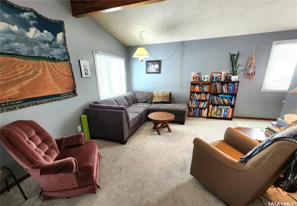 304 Second AVENUE E, Lampman, SK S0C 1N0