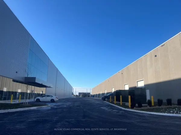 3560 Wyecroft RD #Opt E, Oakville, ON L6L 6V9