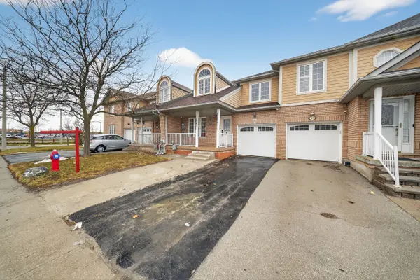 63 Irene CRES, Brampton, ON L7A 3E9