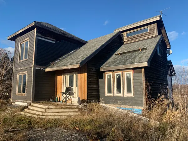 5211 Wellington Rd 24 RD, Erin, ON N0B 1T0