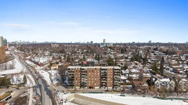 1190 Richmond RD #502, Woodroffe, ON K2B 8J3