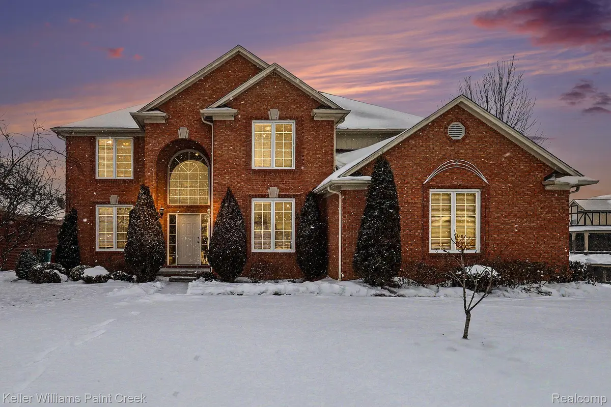 19573 Potomac DR, Macomb Township, MI 48044