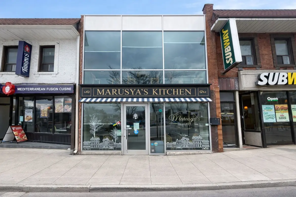 2432 BLOOR ST W, Toronto W02, ON M6S 1P9