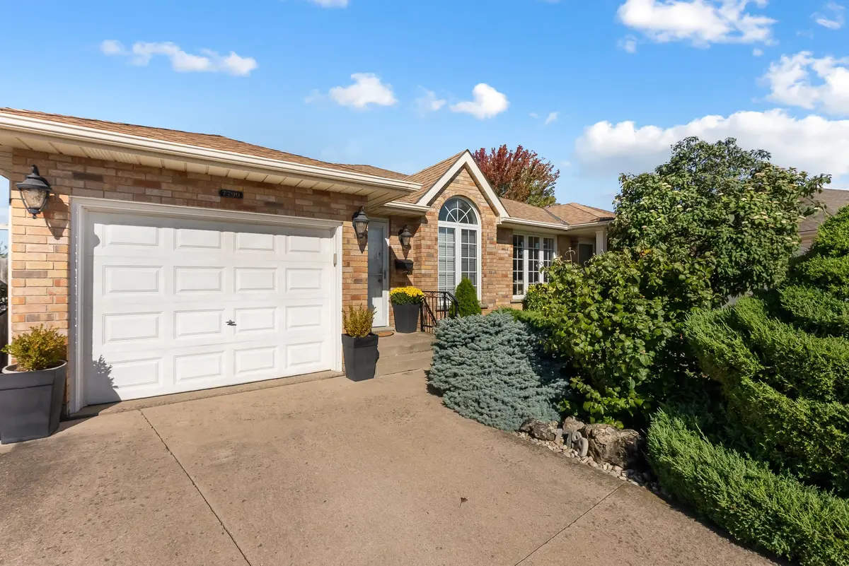 7799 Yvette CRES, Niagara Falls, ON L2H 3B6