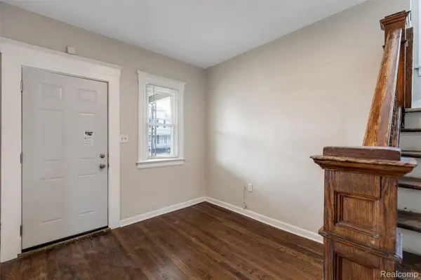 6182 15th ST, Detroit, MI 48208