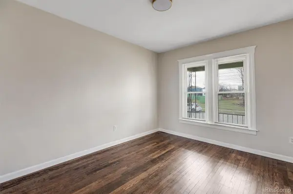 6182 15th ST, Detroit, MI 48208