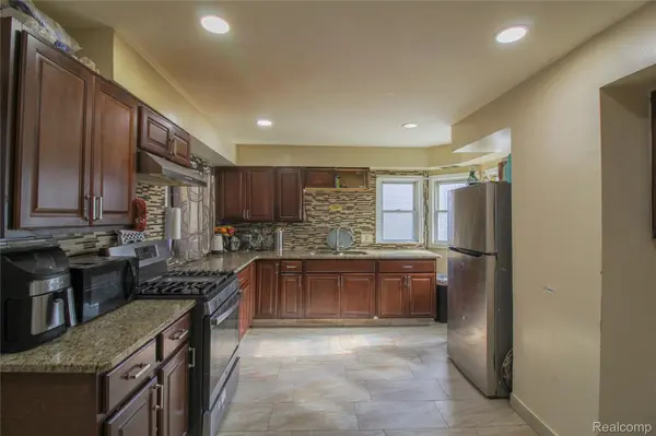 4874 Renville ST, Detroit, MI 48210