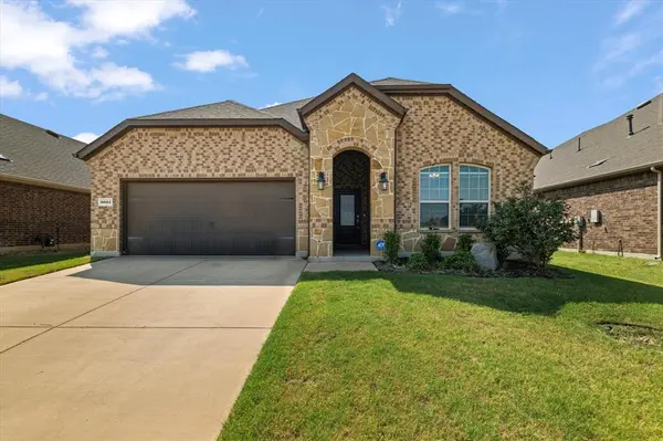 3021 Cobalt Drive, Aubrey, TX 76227