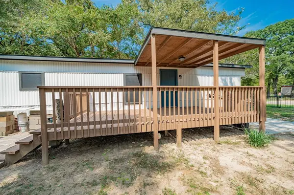 111 Pecos Drive, Mabank, TX 75156