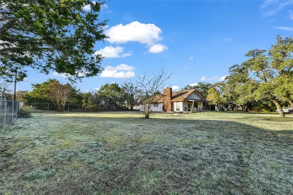 209 Lakeview Trail, Weatherford, TX 76087
