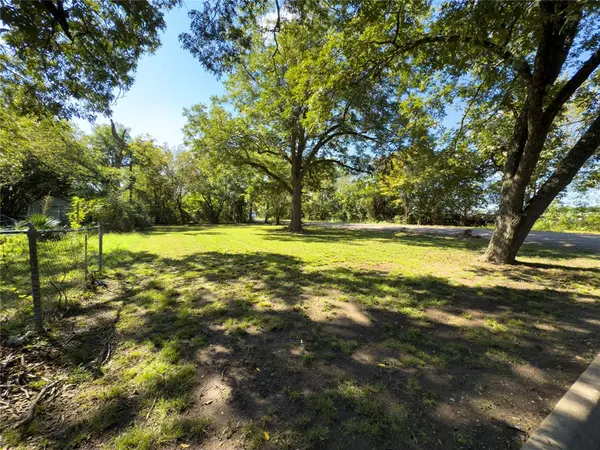 400 E Orange Street, Sherman, TX 75090