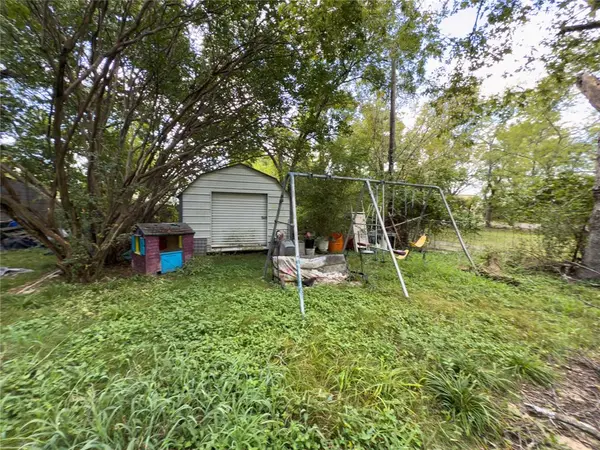 404 E Orange Street, Sherman, TX 75090