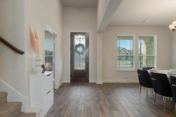 3825 Honey Grove Drive, Midlothian, TX 76065