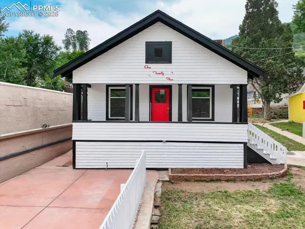 125 Ruxton AVE, Manitou Springs, CO 80829