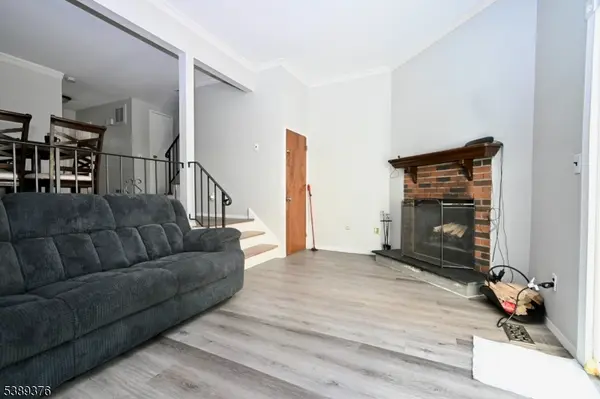 15 Shady Ln, Hardyston Twp., NJ 07419