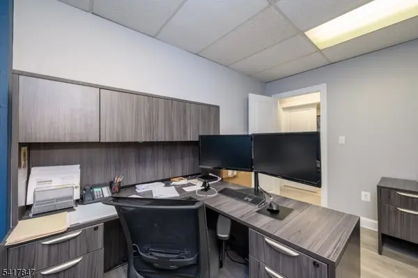 727 Raritan Rd, Clark Twp., NJ 07066