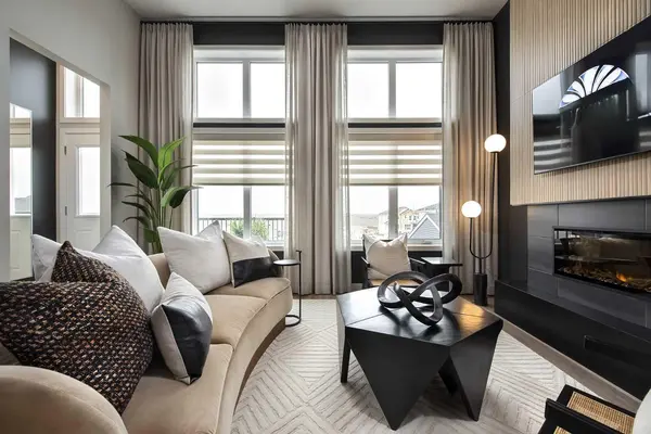 178 Mitchell RD NW, Calgary, AB T3R 2G6