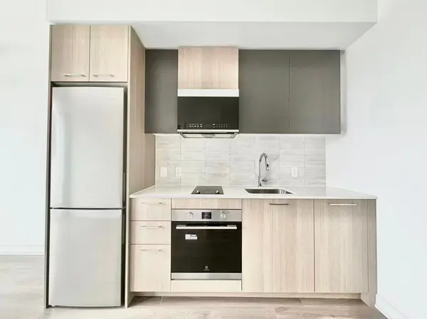 30 Dreamers WAY #744, Toronto C08, ON M5A 0Y7