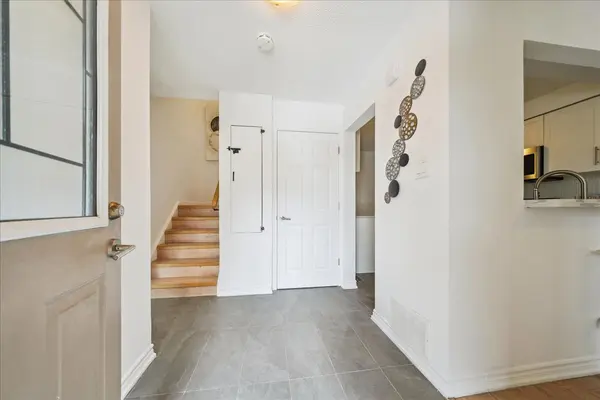 10 Laurie Shepway N/A, Toronto C15, ON M2J 1X6