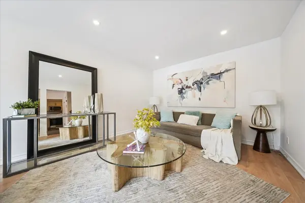 10 Laurie Shepway N/A, Toronto C15, ON M2J 1X6