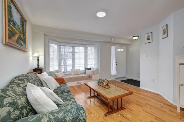 19 Bradbury CRES, Ajax, ON L1T 4H5