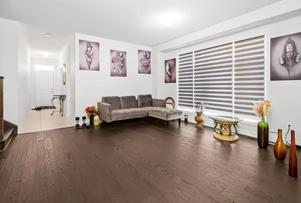 30 Sam Battaglia CRES, Georgina, ON L0E 1R0