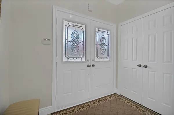 26 Andrew Hill DR, Vaughan, ON L4H 0H3