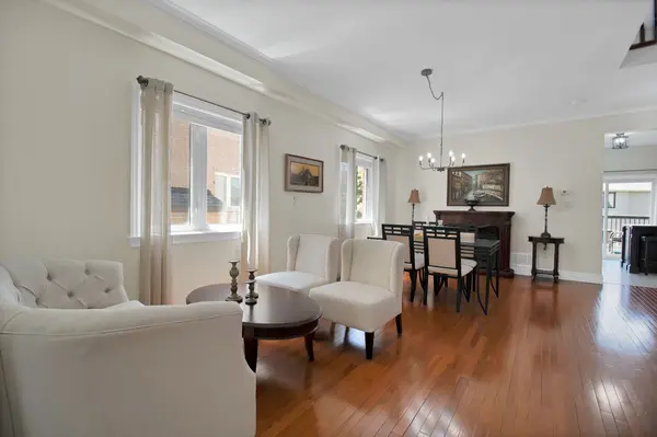 26 Andrew Hill DR, Vaughan, ON L4H 0H3