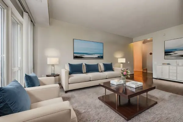 60 Old Mill RD #409, Oakville, ON L6J 7V9