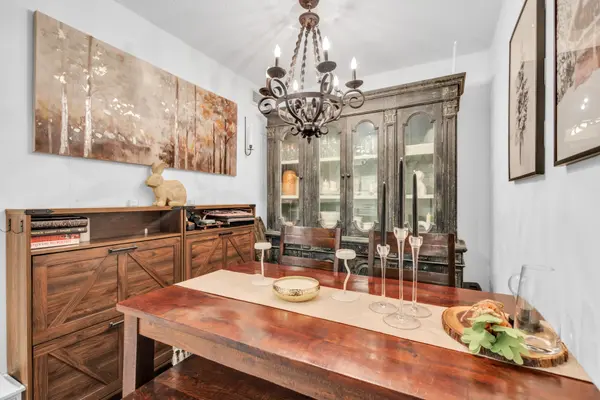 9 Michael Power PL #1105, Toronto W08, ON M9A 0A5