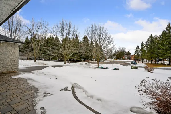 74 Hearthstone RD, Trent Hills, ON K0L 1L0