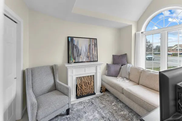 7799 Yvette CRES, Niagara Falls, ON L2H 3B6