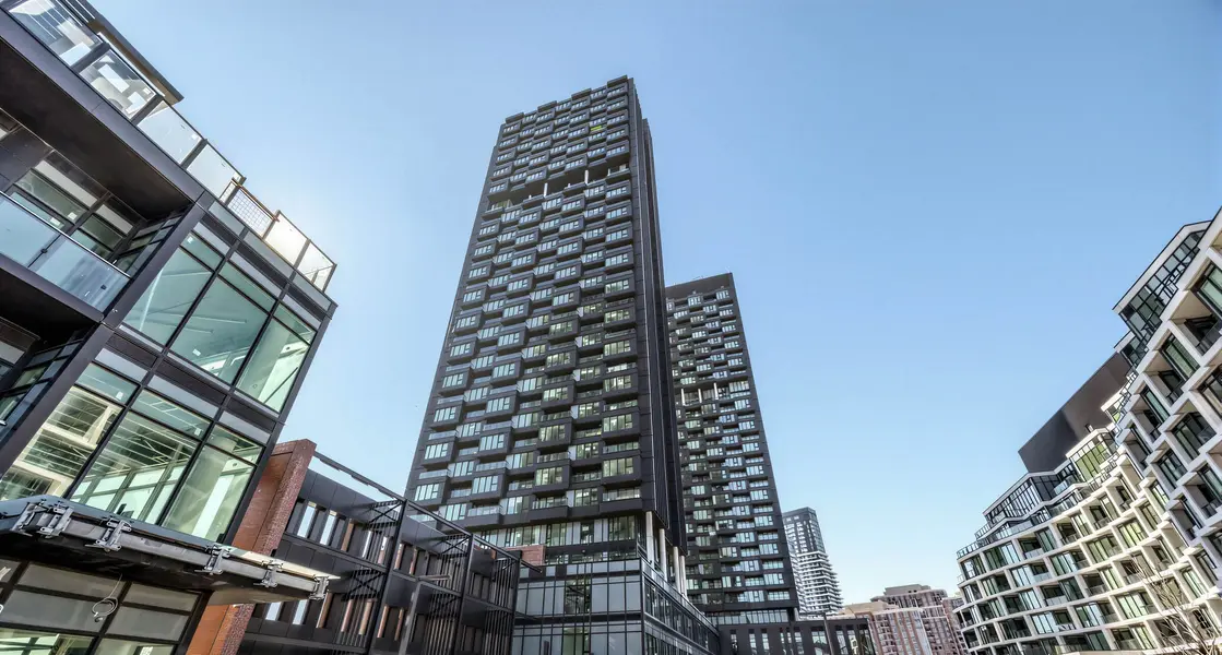 1 Quarrington LN #2002, Toronto C13, ON M3C 0S4