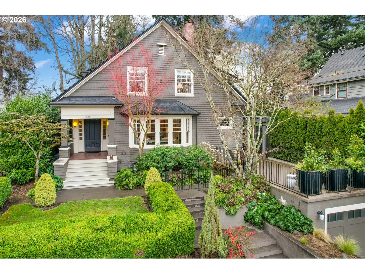 2133 NE 21st AVE, Portland, OR 97212