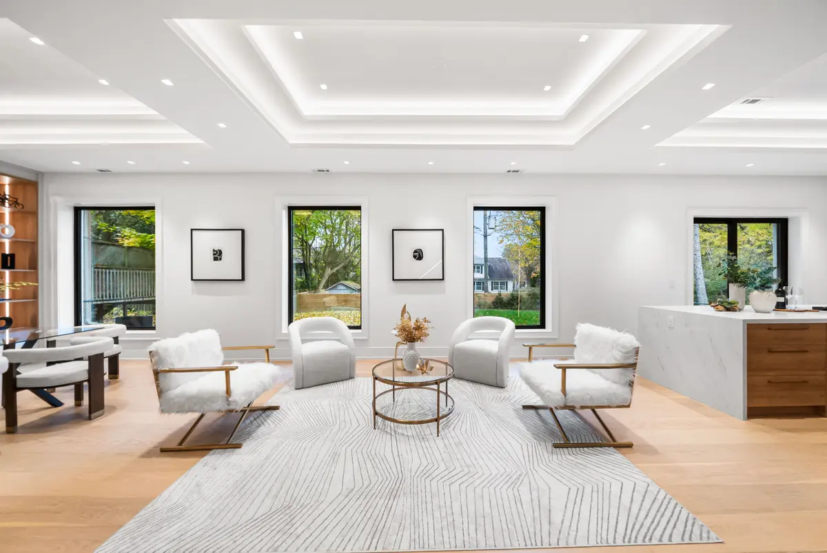 98 Babcombe DR, Markham, ON L3T 1N1