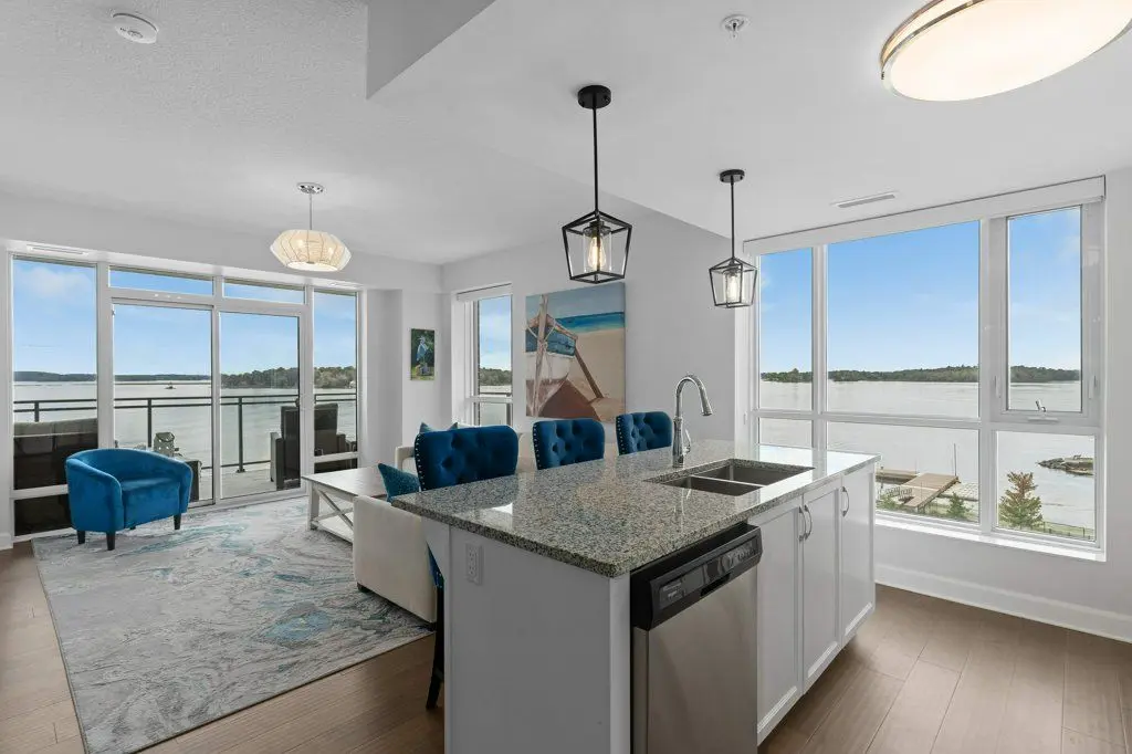 129 South ST #306, Gananoque, ON K7G 1A1