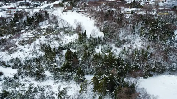 16 Calvin Manor Road, Conception Bay South, NL A1X 6M6