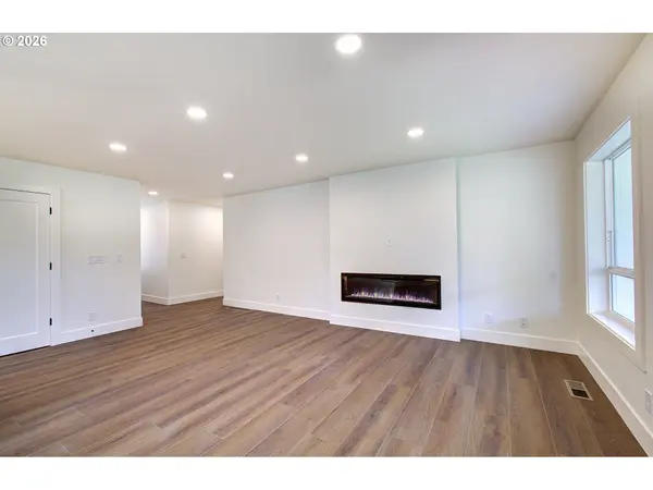 28520 NE 74TH CT, Battle Ground, WA 98604